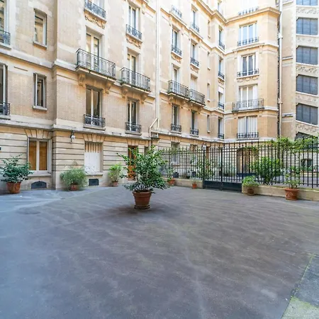 Le Courcelles - Proche Arc De Triomphe Apartamento *