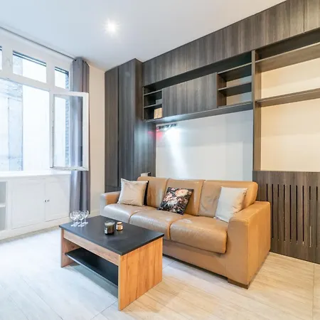 Le Courcelles - Proche Arc De Triomphe * Paris